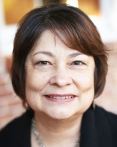 Christine Mayfield headshot