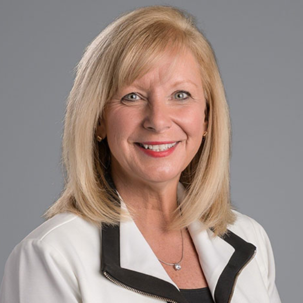 Barb Reilly headshot