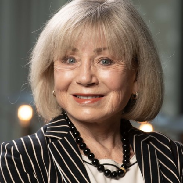 Christine St.Clare headshot