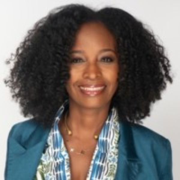 Denise Smith headshot